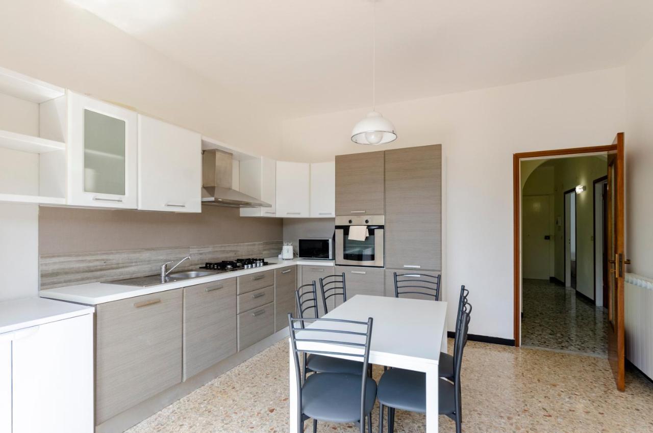 Joivy Family Flat With 3 Balconies, 10 Min To Beach Moneglia Luaran gambar